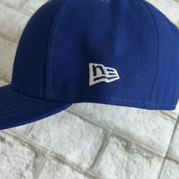 LA Baseball Hat - Picture 4 of 7